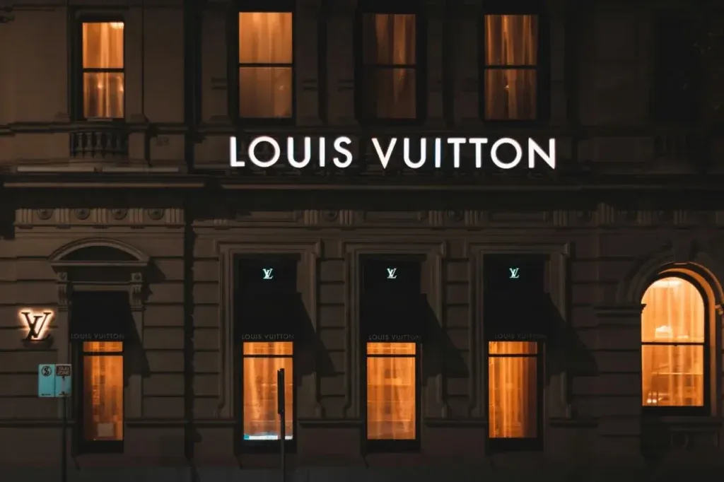 lv