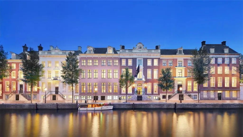 Waldorf_Astoria_Amsterdam_OHW_Size-1